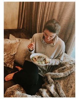 Faye Brookes feet photo 13
