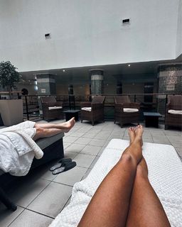Faye Brookes feet photo 5