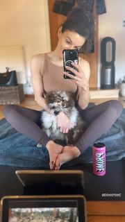 Faye Brookes feet photo 2