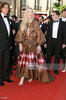 Faye Dunaway feet photo thumbnail