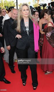 Faye Dunaway feet photo thumbnail