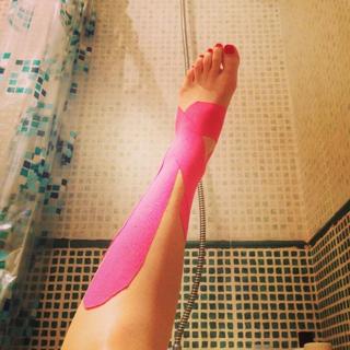 Faye Marsay feet photo thumbnail