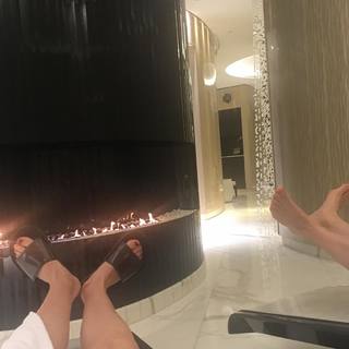 Faye Marsay feet photo thumbnail