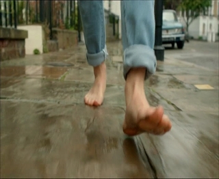 Faye Marsay feet photo thumbnail