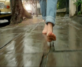 Faye Marsay feet photo thumbnail