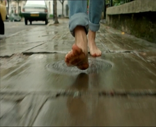 Faye Marsay feet photo thumbnail