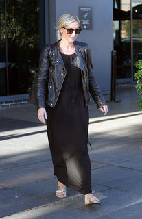 Faye Tozer feet photo 11
