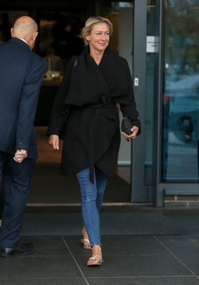Faye Tozer feet photo 7