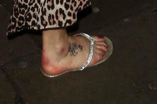 Faye Tozer feet photo 12