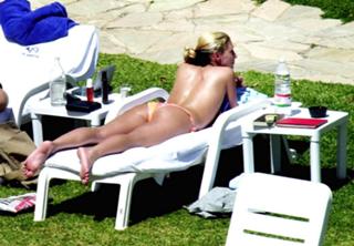 Faye Tozer feet photo 5