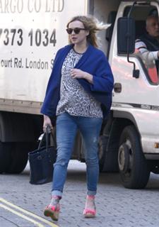 Fearne Cotton feet photo thumbnail