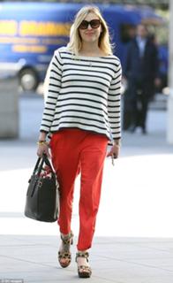 Fearne Cotton feet photo thumbnail
