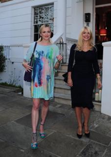 Fearne Cotton feet photo thumbnail