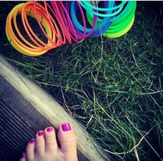 Fearne Cotton feet photo thumbnail