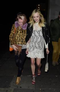 Fearne Cotton feet photo thumbnail