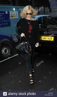 Fearne Cotton feet photo thumbnail