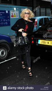 Fearne Cotton feet photo thumbnail