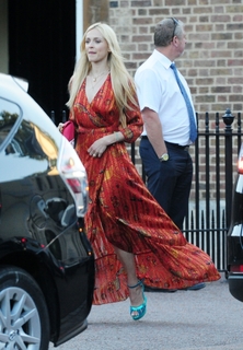 Fearne Cotton feet photo thumbnail