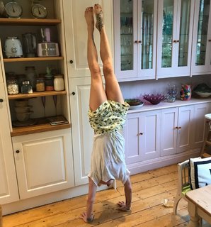 Fearne Cotton feet photo thumbnail