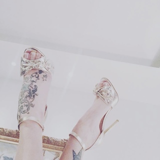 Fearne Cotton feet photo thumbnail
