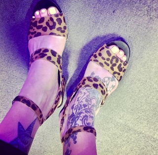 Fearne Cotton feet photo thumbnail