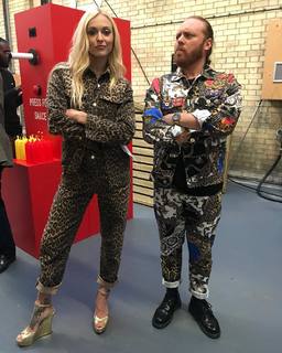 Fearne Cotton feet photo thumbnail