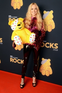 Fearne Cotton feet photo thumbnail