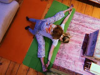 Fearne Cotton feet photo thumbnail