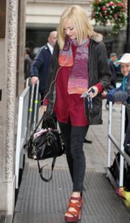 Fearne Cotton feet photo thumbnail