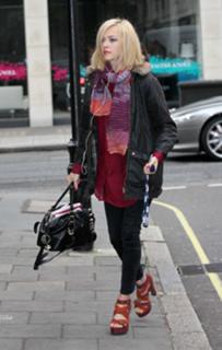 Fearne Cotton feet photo thumbnail