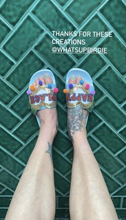 Fearne Cotton feet photo thumbnail