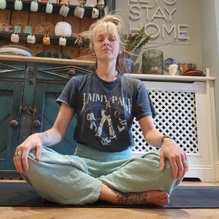 Fearne Cotton feet photo thumbnail