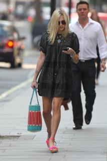 Fearne Cotton feet photo thumbnail