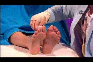 Fearne Cotton feet photo thumbnail