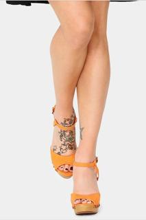 Fearne Cotton feet photo thumbnail