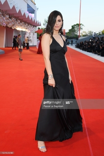 Federica Carta feet photo 3