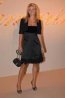 Federica Fontana feet photo thumbnail