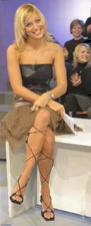 Federica Fontana feet photo thumbnail