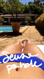 Federica Fontana feet photo thumbnail