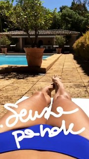 Federica Fontana feet photo thumbnail