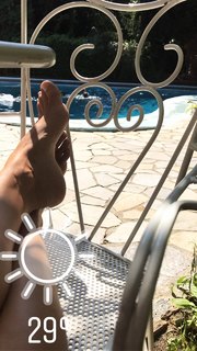 Federica Fontana feet photo thumbnail