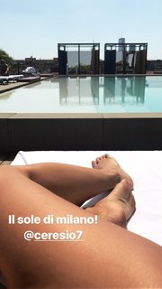 Federica Fontana feet photo thumbnail