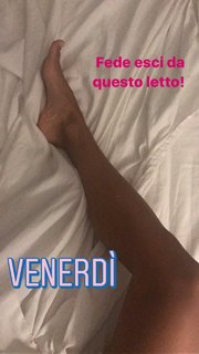 Federica Fontana feet photo thumbnail
