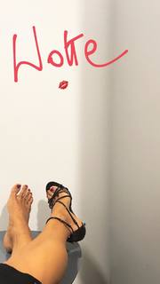Federica Fontana feet photo thumbnail
