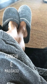 Federica Fontana feet photo thumbnail