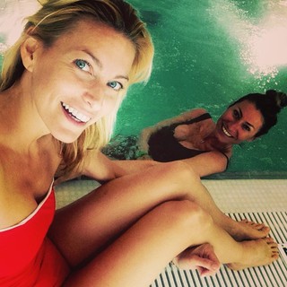 Federica Fontana feet photo thumbnail