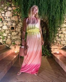 Federica Fontana feet photo thumbnail