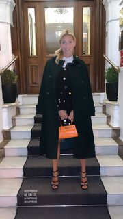 Federica Fontana feet photo thumbnail