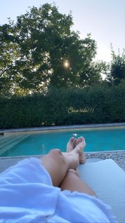 Federica Fontana feet photo thumbnail