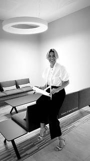 Federica Fontana feet photo thumbnail